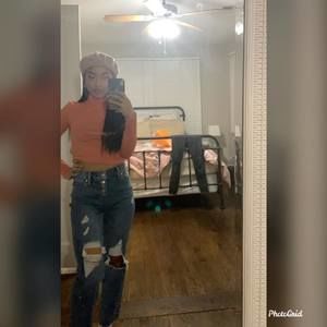 Meet your Posher, Janelle